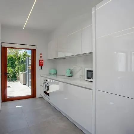 Matilde - Luxury 3 Bed 3 Ensuite Pool Aircon Villa