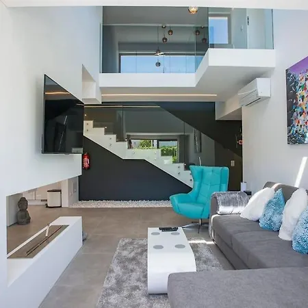 Matilde - Luxury 3 Bed 3 Ensuite Pool Aircon *