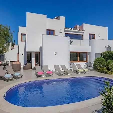 Matilde - Luxury 3 Bed 3 Ensuite Pool Aircon * Quarteira