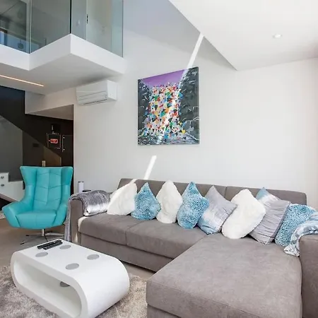 Matilde - Luxury 3 Bed 3 Ensuite Pool Aircon Villa