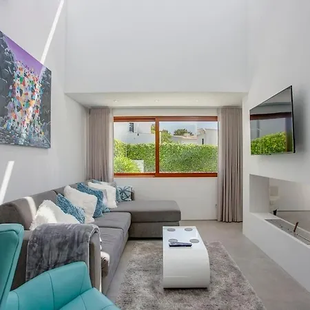 Matilde - Luxury 3 Bed 3 Ensuite Pool Aircon *