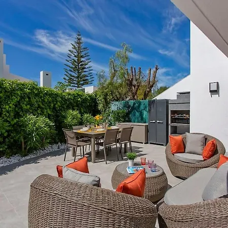 Matilde - Luxury 3 Bed 3 Ensuite Pool Aircon Villa *