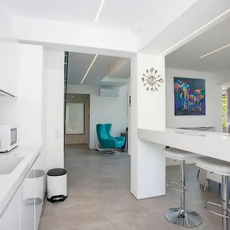 Matilde - Luxury 3 Bed 3 Ensuite Pool Aircon * Quarteira